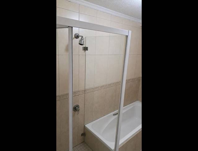 1 BEDROOM PROPERTY TO RENT IN OVERPORT